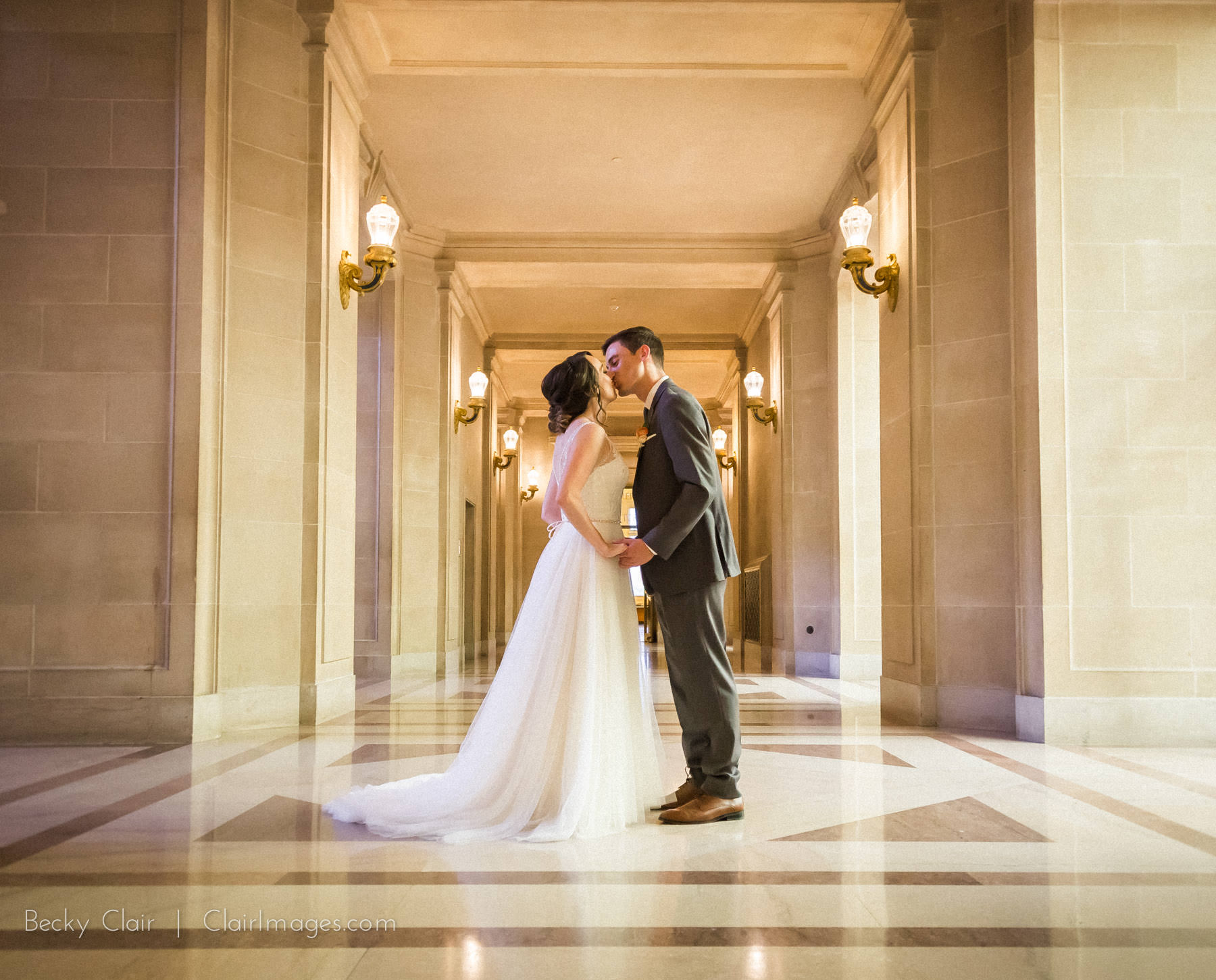 San Francisco Weddings - San Francisco City Hall © Clair Images 2017