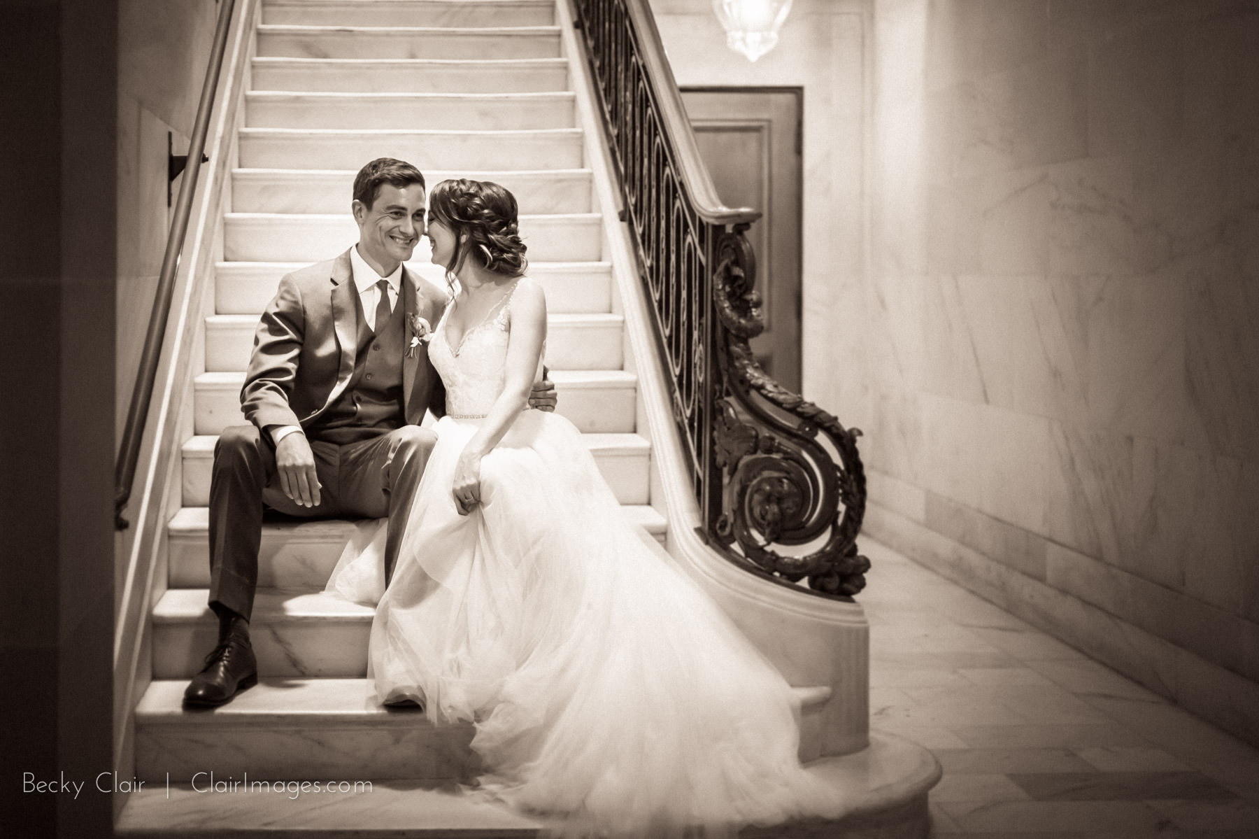 San Francisco Weddings - San Francisco City Hall © Clair Images 2017