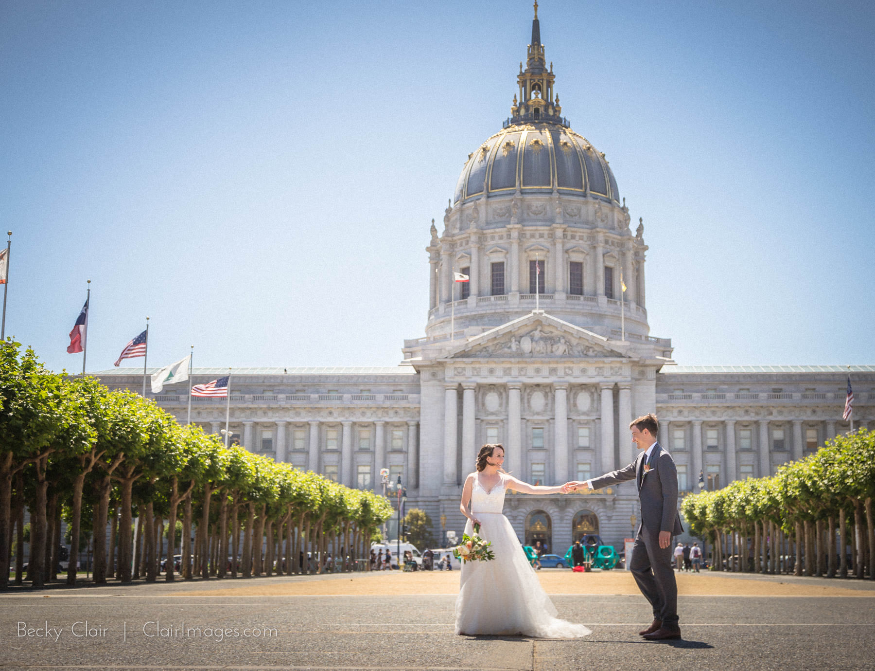 San Francisco Weddings - San Francisco City Hall © Clair Images 2017